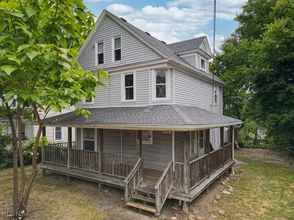 39 N Balch St, Akron, OH 44303