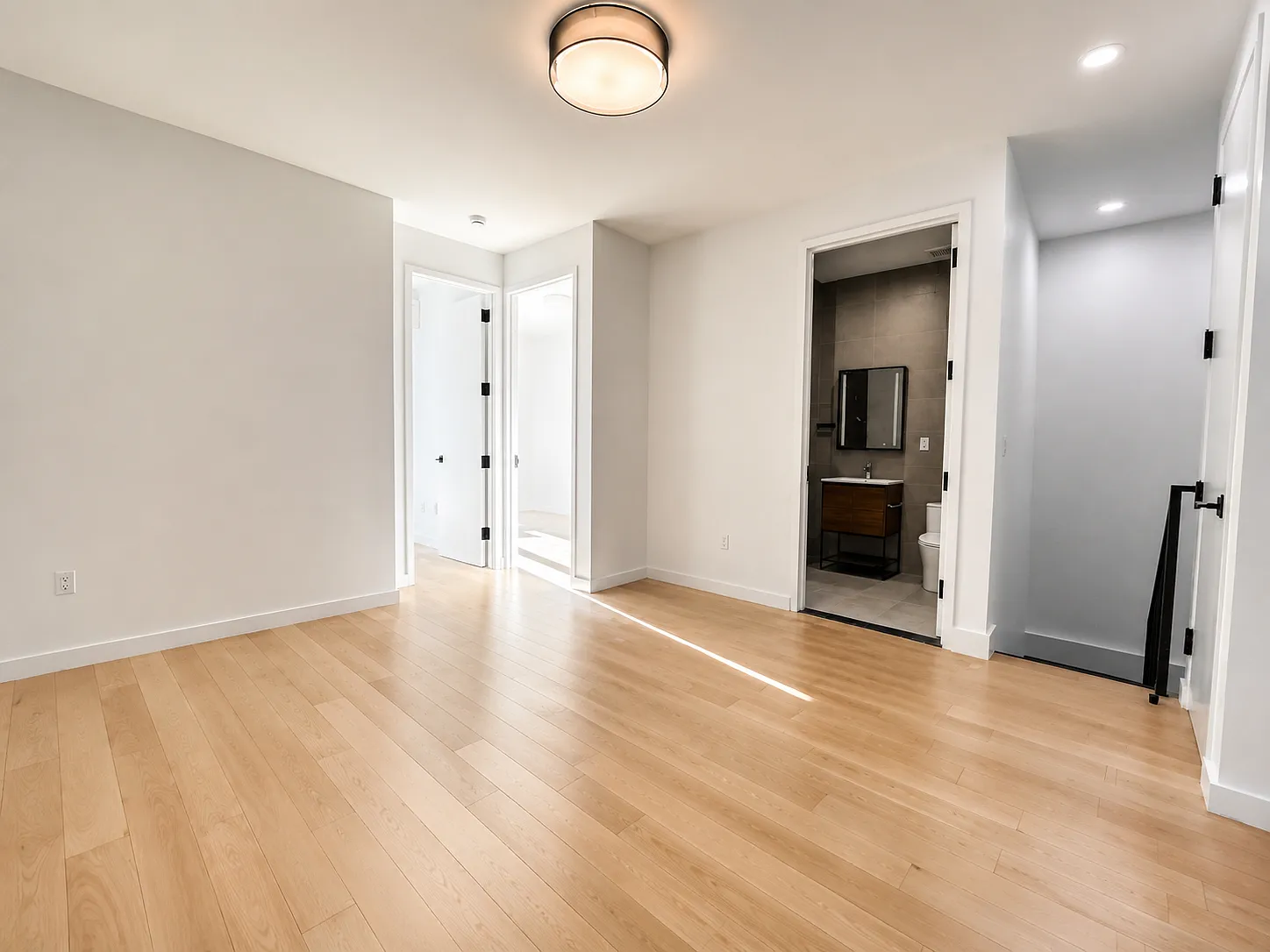 368 Leonard Street — Photo 3