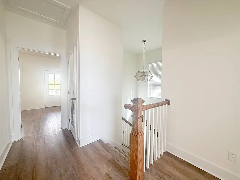 1389 Meridian St — Photo 23