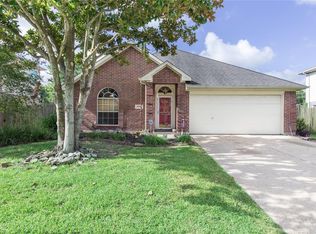 10916 Spruce Dr N, La Porte, TX 77571