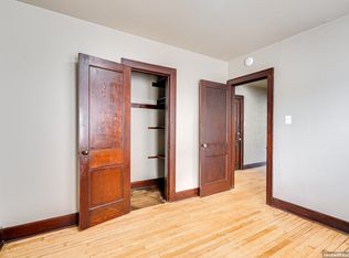 929 Division St #4, Green Bay, WI 54303