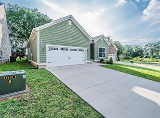 483 Valley Point Ct, Bowling Green, KY 42104