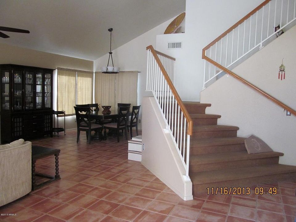 2nd image of 2303 E Kenwood St