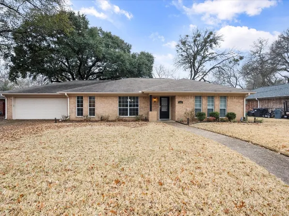 1822 Dartmouth Ln, Corsicana, TX 75110