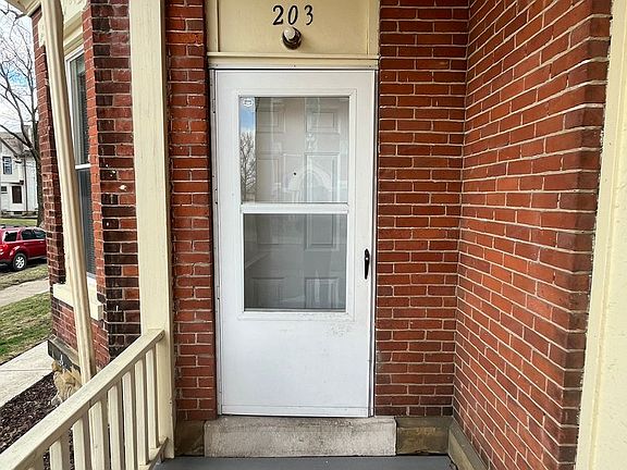 2nd image of 203 W Dewald St #1