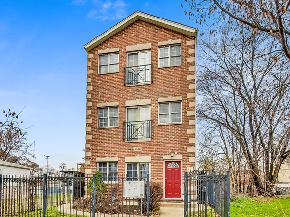 3028 W Polk St #3, Chicago, IL 60612
