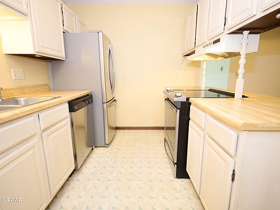 3rd image of 815 Duke Dr APT 419
