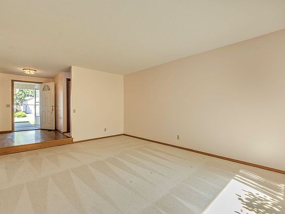3rd image of 6540 SW 204th Pl