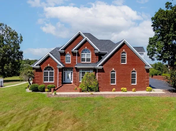 942 Hidden Valley Dr, Morgantown, KY 42261