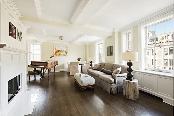 Sold by Stribling | media 22