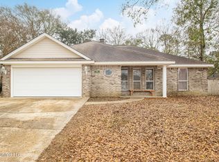 7310 W Falcon Cir, Ocean Springs, MS 39564