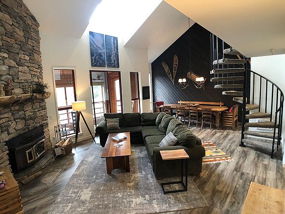 Large & Open Great Room