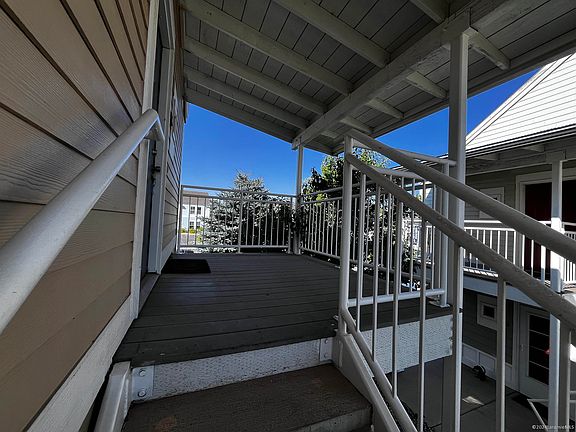 4th image of 423 Mitchell St #H2