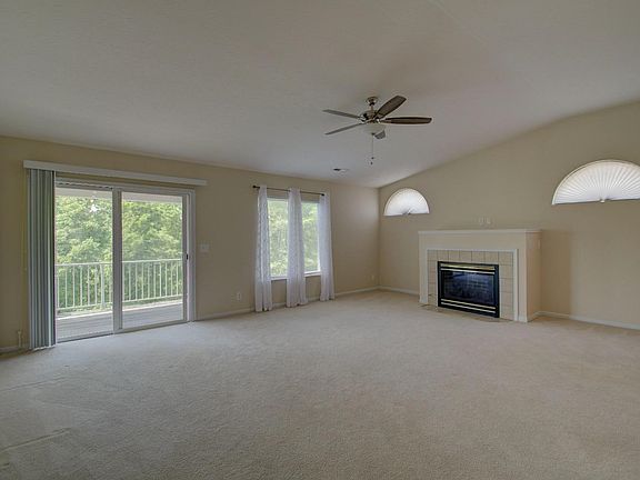 5th image of 2351 Buddleia Ct