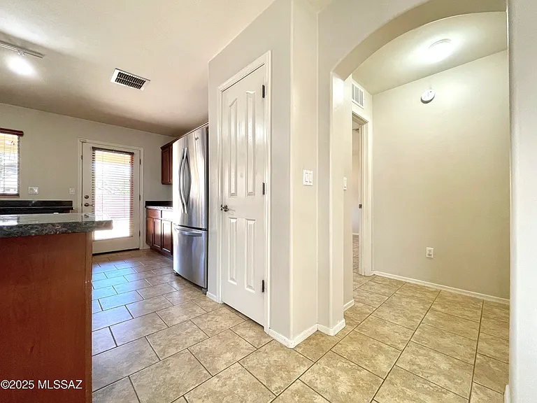 11889 W Heyburn Dr — Photo 15