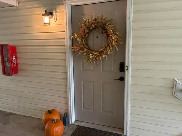 29 N Cedar Lake Dr W APT 303, Columbia, MO 65203