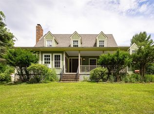 143 Starbarrack Road, Red Hook, NY 12571