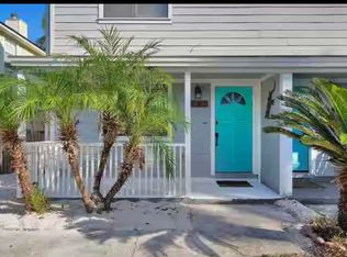 541 Upper 8th Ave S, Jacksonville Beach, FL 32250