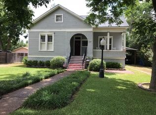 423 S Franklin St, La Grange, TX 78945