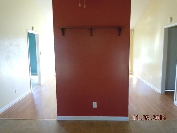 5th image of 433 Newman Dr