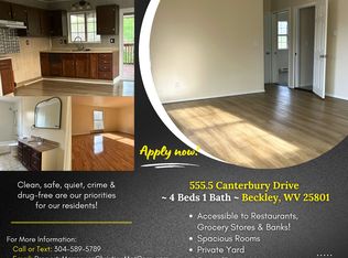 555 1/2 Canterbury Dr, Beckley, WV 25801