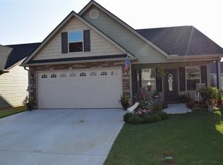 383 Aniken Cir, Boiling Springs, SC 29316