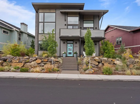 20643 SE Cougar Peak Dr, Bend, OR 97702
