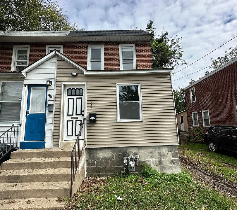 809 Greenhill Rd
