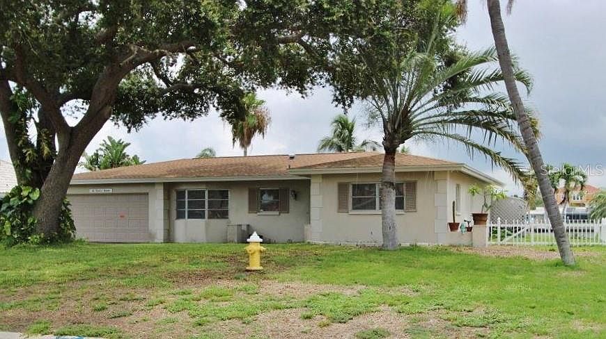 1st image of 213 Driftwood Ln