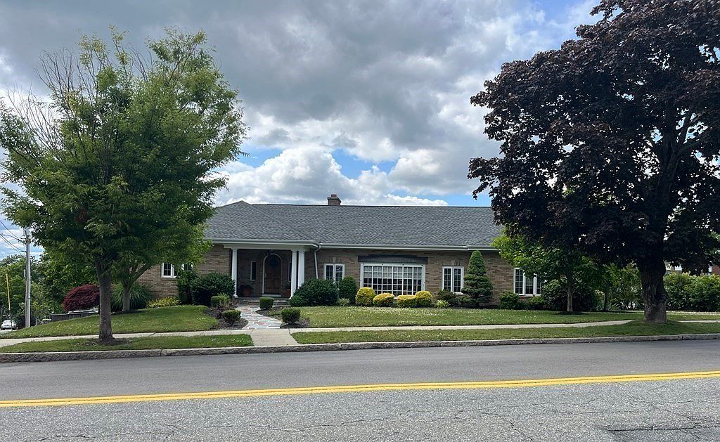 1710 Highland Ave, Fall River, MA 02720 MLS 73129274 Zillow