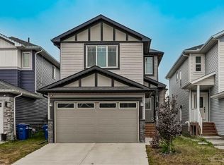 439 E Bayview Way SW, Airdrie, AB T4B4G1