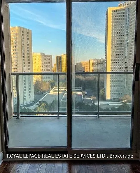 2 bed, $2,350 — Photo 4