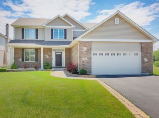 1991 Astor Ln, Addison, IL 60101