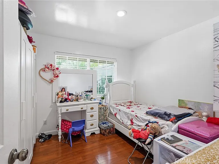 24092 Gemwood Dr — Photo 10