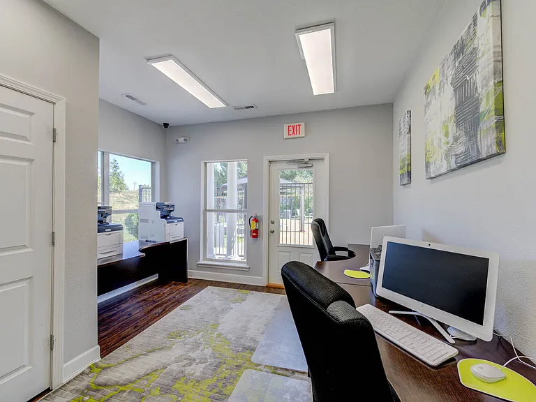 Vida Apartments — Photo 16