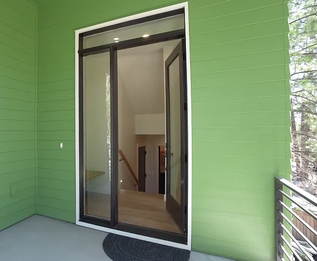 1844 SW Knoll Ave — Photo 2