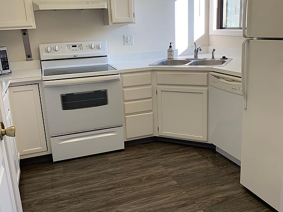 3rd image of 89 Lookout Ridge Dr
