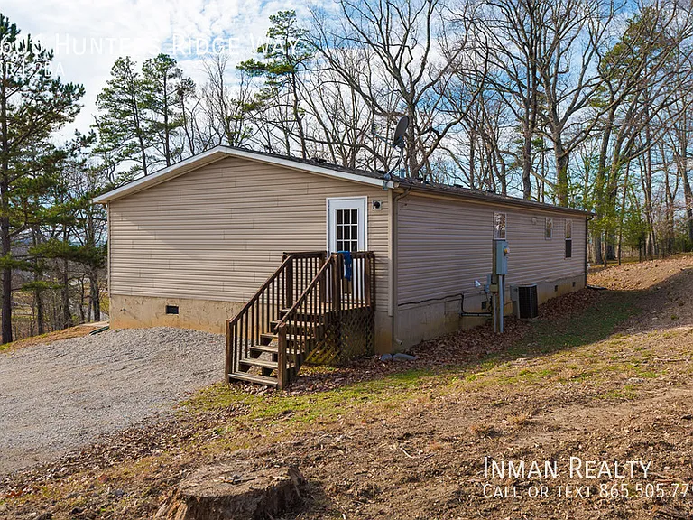7606 Hunters Ridge Way — Photo 2