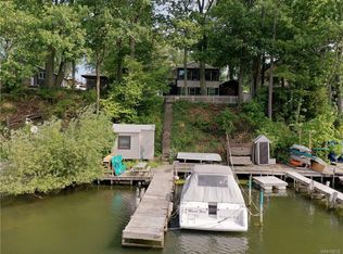 1048 Creek Ln, Albion, NY