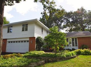 2121 17th St NW, New Brighton, MN 55112