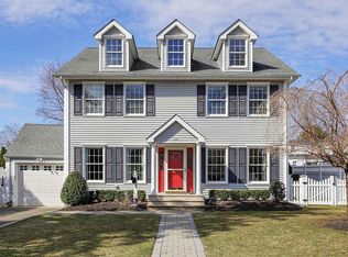 50 Standish Rd, Little Silver, NJ 07739