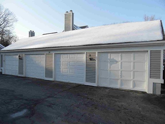 2nd image of 106 Chestnut Dr #106