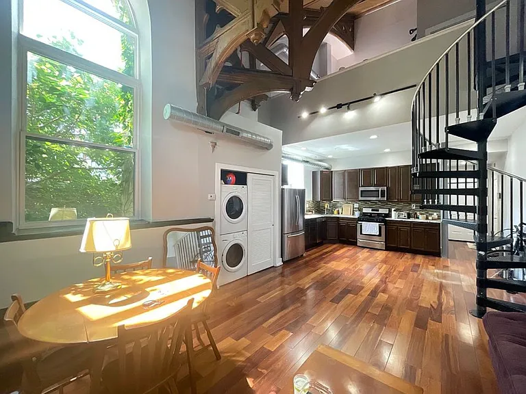 1238 E Columbia Ave #11 — Photo 1