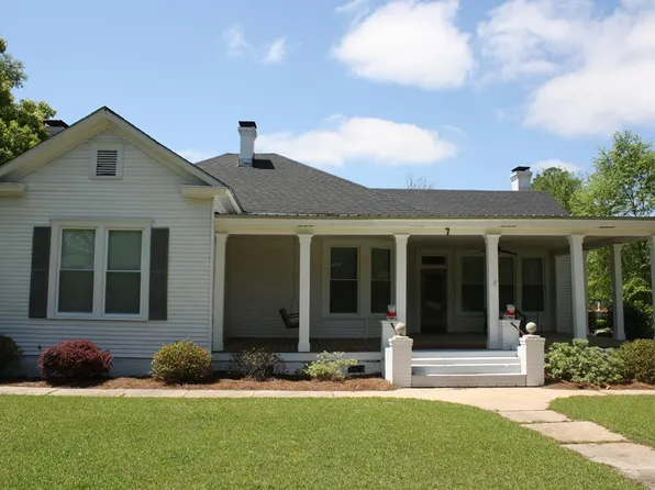 7 Macarthur Dr, Camilla, GA 31730