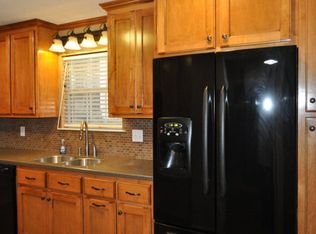221 Chadwick Cir, Macon, GA