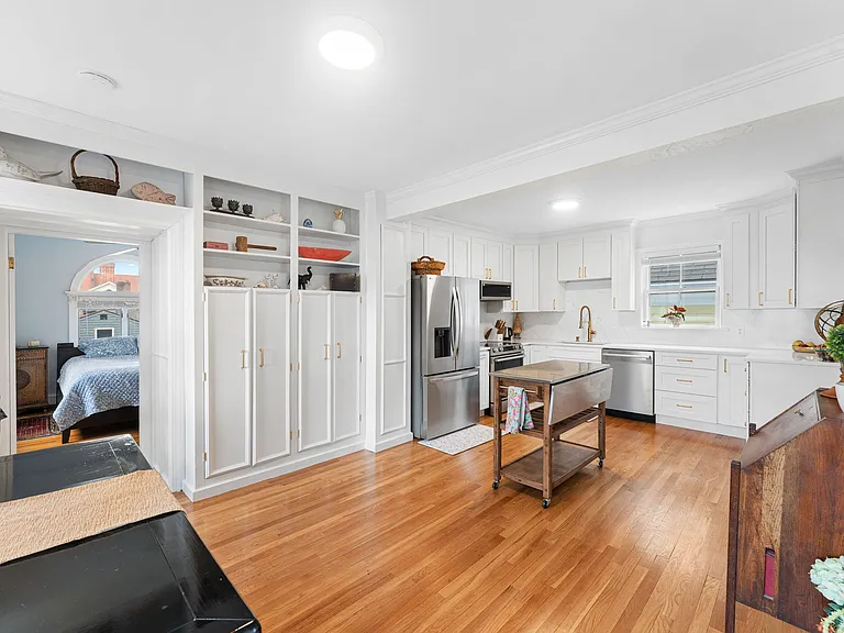 45 Elm St #2 — Photo 9