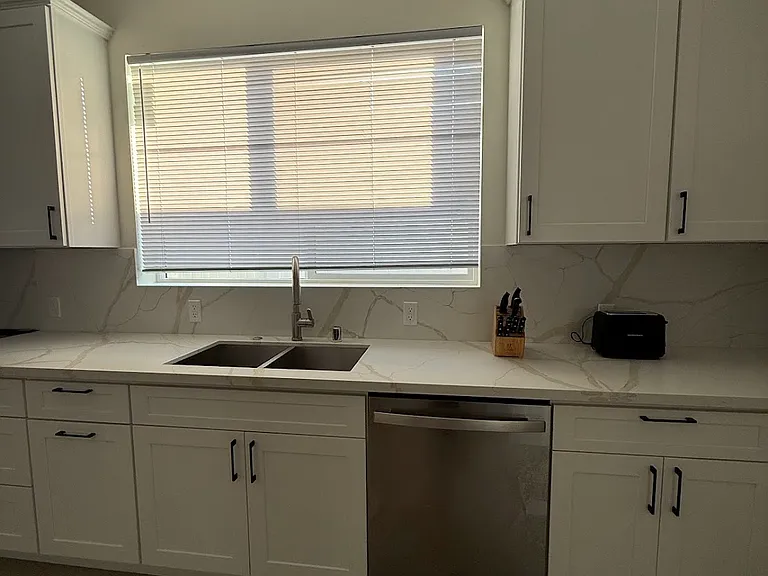 10743 Saticoy St — Photo 17