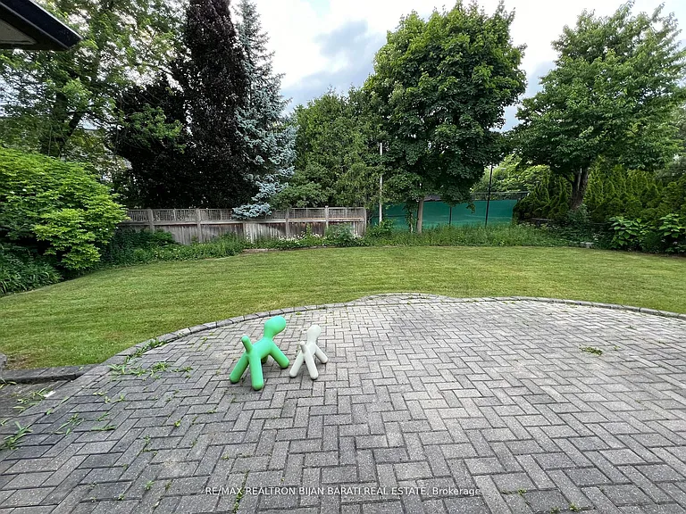 58 Heathcote Ave — Photo 6