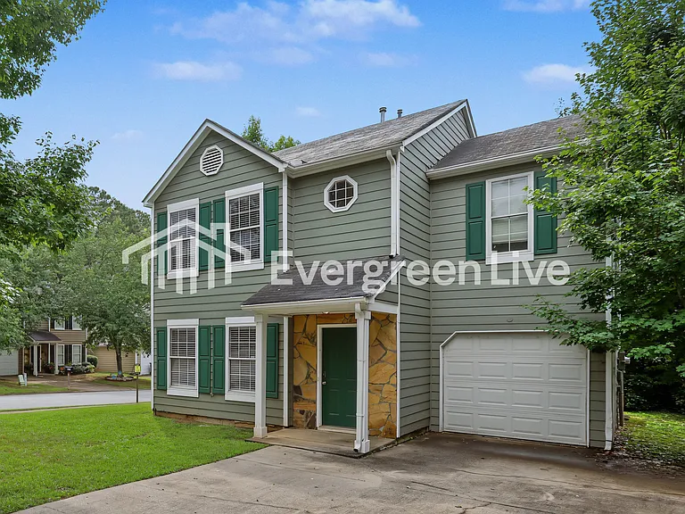 6718 Roscommon Dr — Photo 2