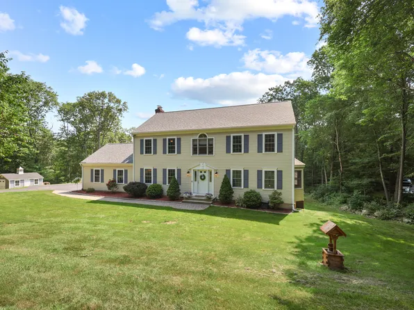 14 Martleshamheath Lane, Madison, CT 06443